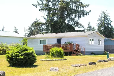 279 W Oregon Avenue, Westport, WA 98595 - Photo 1