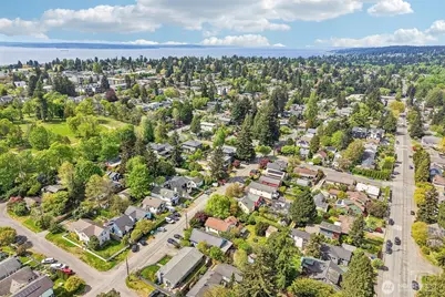 8812 Dibble Avenue NW, Seattle, WA 98117 - Photo 37