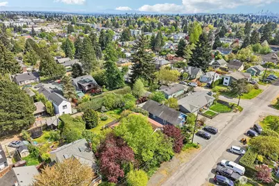 8812 Dibble Avenue NW, Seattle, WA 98117 - Photo 35