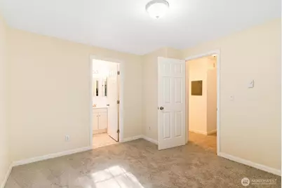 22810 30th Avenue S #B103, Des Moines, WA 98198 - Photo 17