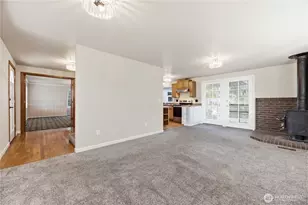 225 McElroy Pl, Puyallup, WA 98371 - Photo 11