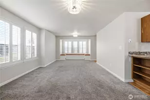 225 McElroy Pl, Puyallup, WA 98371 - Photo 9
