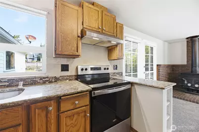 225 McElroy Place, Puyallup, WA 98371 - Photo 13