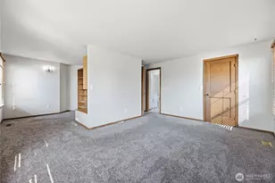 225 McElroy Pl, Puyallup, WA 98371 - Photo 21