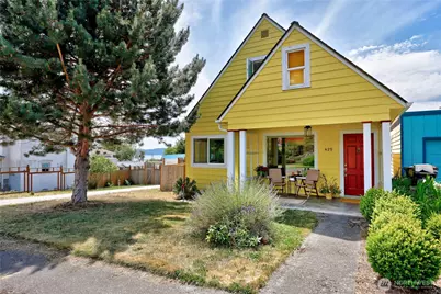 425 Walker Street, Port Townsend, WA 98368 - Photo 1