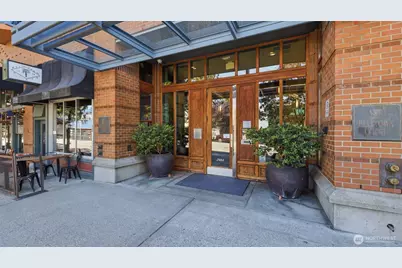 2414 1st Avenue #702, Seattle, WA 98121 - Photo 5