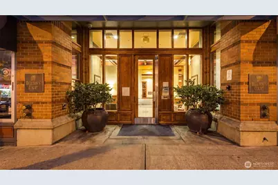 2414 1st Avenue #702, Seattle, WA 98121 - Photo 23