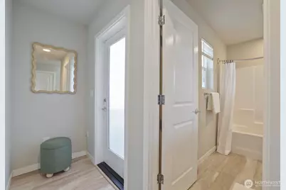 14715 Admiralty Way #B7, Lynnwood, WA 98087 - Photo 25
