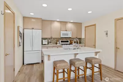 518 4th Avenue S, Edmonds, WA 98020 - Photo 13