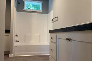 1118 Brentwood Dr, Bremerton, WA 98312 - Photo 11