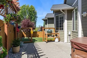 1922 10th St Pl SW, Puyallup, WA 98371 - Photo 33
