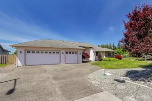 28410 84th Dr NW, Stanwood, WA 98292 - Photo 3
