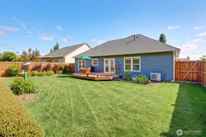 1612 Country Club Drive, Camano Island, WA 98282 - Photo 23