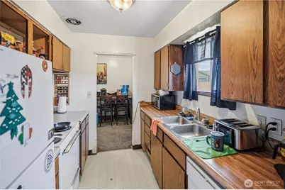 1246 Pershing Road, Moses Lake, WA 98837 - Photo 11