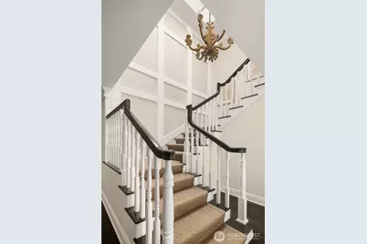 1250 Parkside Drive E, Seattle, WA 98112 - Photo 29