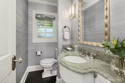 1250 Parkside Drive E, Seattle, WA 98112 - Photo 27