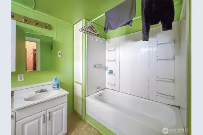 809 E Morton Street, Tacoma, WA 98404 - Photo 5