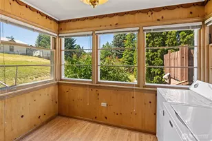 107 W Montana Ave, Roslyn, WA 98941 - Photo 11
