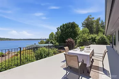2101 Beverly Beach Drive NW, Olympia, WA 98502 - Photo 11