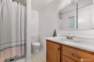 862 E Douglas, Bellingham, WA 98226 - Photo 15