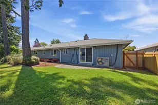 3404 NE 11th Pl, Renton, WA 98056 - Photo 15