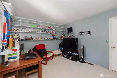 8908 Watson Place NE, Bremerton, WA 98311 - Photo 31