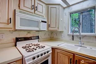 180 Big River Blvd E, Deming, WA 98244 - Photo 15