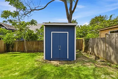 2722 NE Blakeley Street, Seattle, WA 98105 - Photo 23