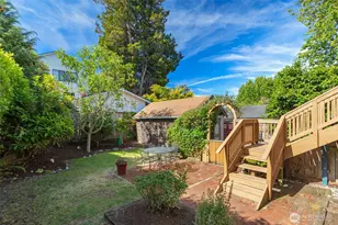 1631 N 54th St, Seattle, WA 98103 - Photo 29