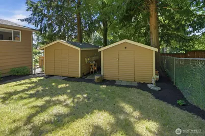 3610 NE 197th Street, Lake Forest Park, WA 98155 - Photo 25