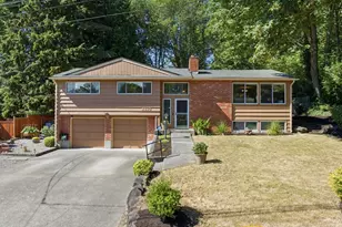 3610 NE 197th St, Lake Forest Park, WA 98155 - Photo 1