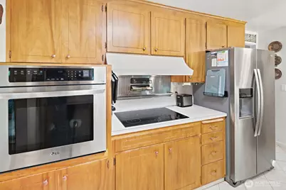 3610 NE 197th Street, Lake Forest Park, WA 98155 - Photo 9