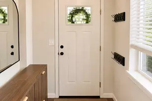 18502 104th St Ct E, Bonney Lake, WA 98391 - Photo 3