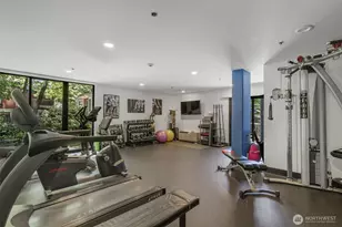 1120 Spring St, Seattle, WA 98104 - Photo 23