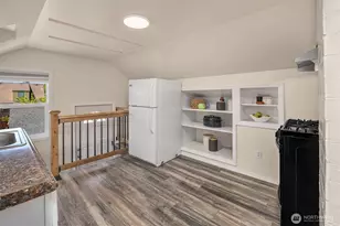 251 Meadow Ave N, Renton, WA 98057 - Photo 13
