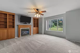 825 267th St Ct E, Spanaway, WA 98387 - Photo 9