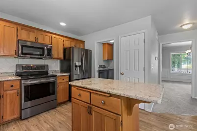 825 267th Street Ct E, Spanaway, WA 98387 - Photo 7