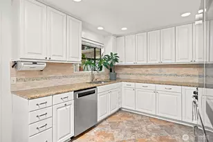 20209 83rd Ave W, Edmonds, WA 98026 - Photo 11