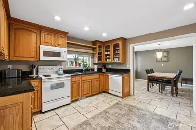 21030 7th Avenue S, Des Moines, WA 98198 - Photo 25