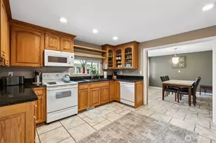 21030 7th Ave S, Des Moines, WA 98198 - Photo 25