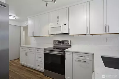 24833 13th Avenue S, Des Moines, WA 98198 - Photo 11
