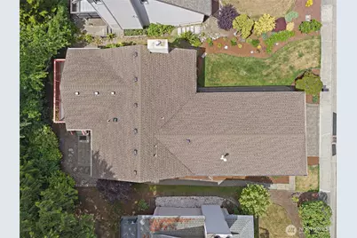 24833 13th Avenue S, Des Moines, WA 98198 - Photo 29