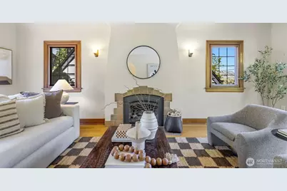 2501 Nob Hill Place N, Seattle, WA 98109 - Photo 9