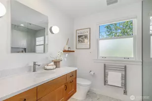 2501 Nob Hill Pl N, Seattle, WA 98109 - Photo 29
