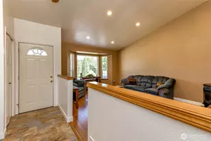 277 S Elsa St, Buckley, WA 98321 - Photo 5