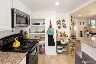 3527 S Hudson St, Seattle, WA 98118 - Photo 15