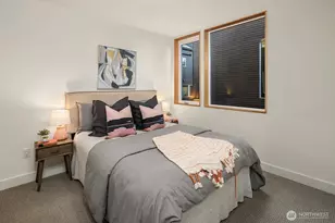 1806 E Mercer St, Seattle, WA 98112 - Photo 21