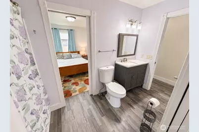 105 22nd Street NE, Long Beach, WA 98631 - Photo 9