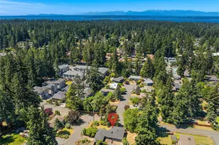 8725 Maple Ln, Edmonds, WA 98026 - Photo 5