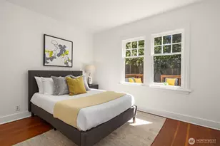 2132 Dexter Ave N, Seattle, WA 98109 - Photo 11